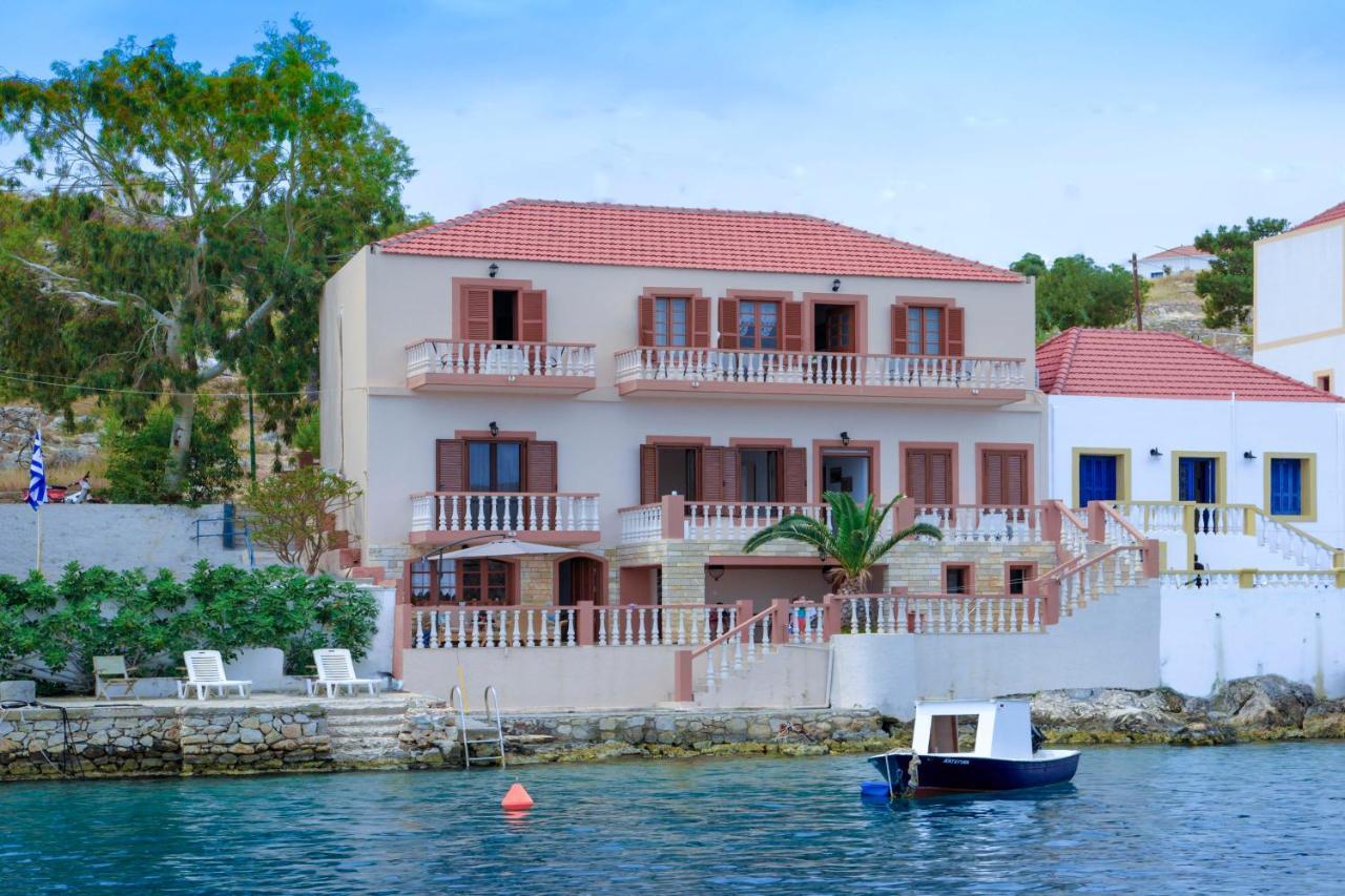 Villa Skiadeni Chalki Town Esterno foto