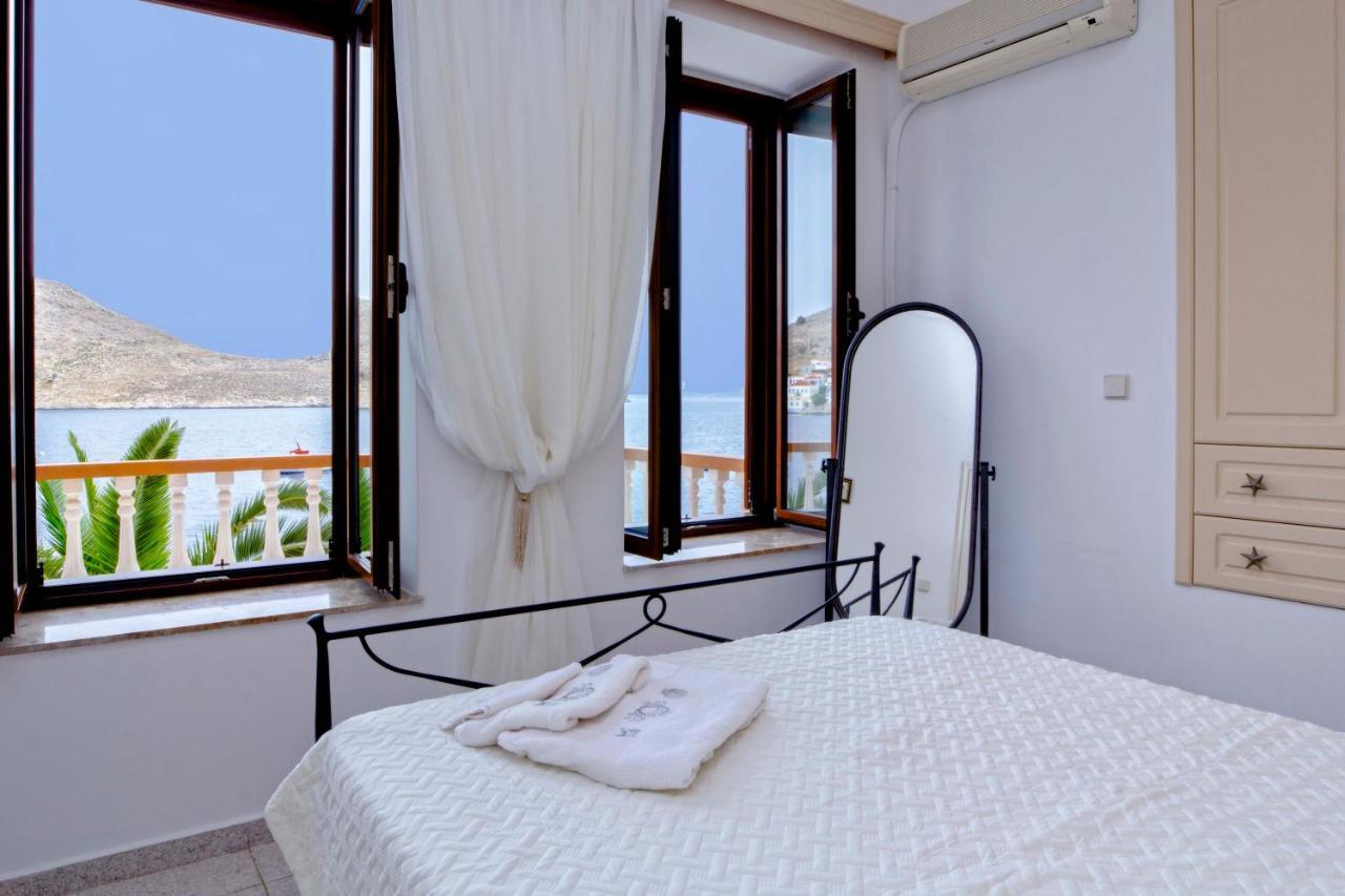 Villa Skiadeni Chalki Town Esterno foto